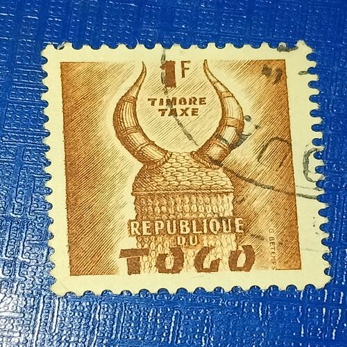 USED - TOGO 1F POSTAGE STAMP USED - TOGO 1F POSTAGE STAMP