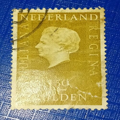 MNH - NEDERLAHD 1 50GULDEN POSTAGE STAMP MNH - NEDERLAHD 1 50GULDEN POSTAGE STAMP