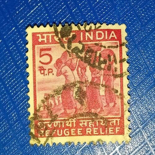 USED - INDIA 5P POSTAGE STAMP USED - INDIA 5P POSTAGE STAMP