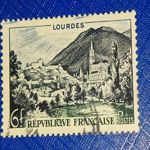 MNH - REPVBLIQVE FRANCAISE 6f POSTAGE STAMP