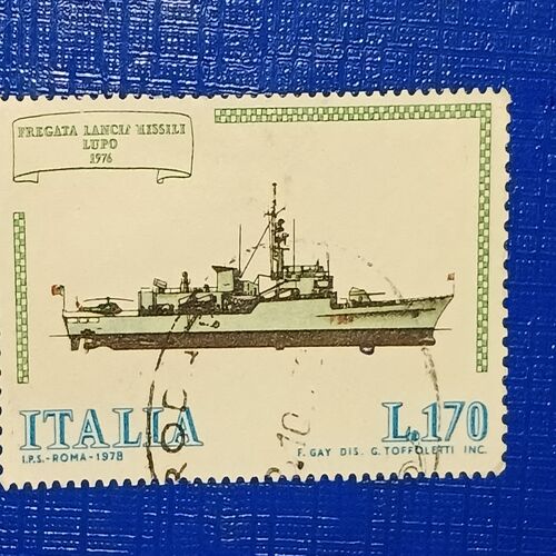 USED - ITALIA POSTAGE STAMP USED - ITALIA POSTAGE STAMP