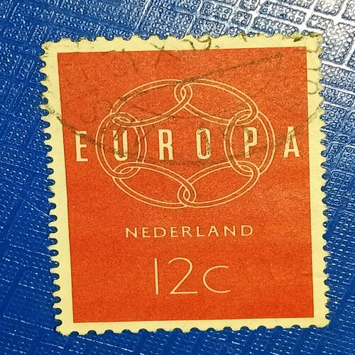 USED - NEDERILAND POSTAGE STAMP USED - NEDERILAND POSTAGE STAMP