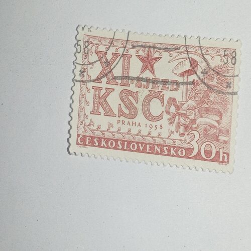 USED - CESKOSLOVENSKO 30h POSTAGE STAMP USED - CESKOSLOVENSKO 30h POSTAGE STAMP