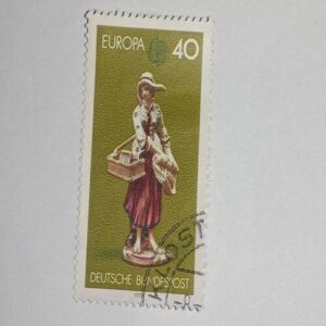 USED - DEUTSCHE BUNDESPOST 40 POSTAGE STAMP USED - DEUTSCHE BUNDESPOST 40 POSTAGE STAMP