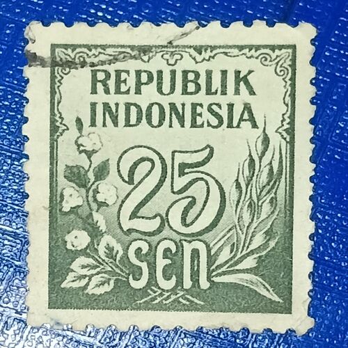 USED - INDONESIA POSTAGE STAMP USED - INDONESIA POSTAGE STAMP
