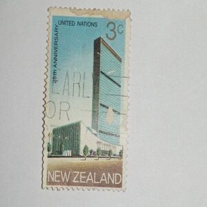 MNH - NEW ZEALAND 3C POSTAGE STAMP MNH - NEW ZEALAND 3C POSTAGE STAMP