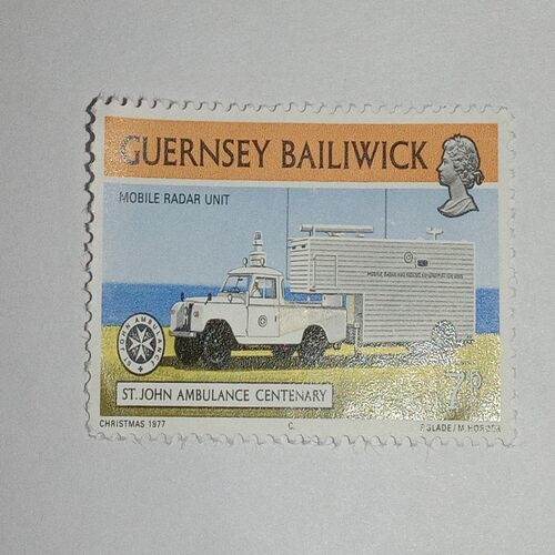GUERNSEY BAILIWICK 7P. POSTAGE STAMP GUERNSEY BAILIWICK 7P. POSTAGE STAMP