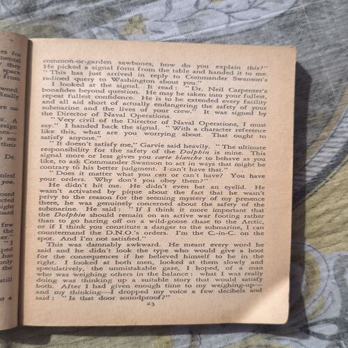 Document 3_50 ICE STATION ZEBRA ( ALISTAIR MACLEAN )