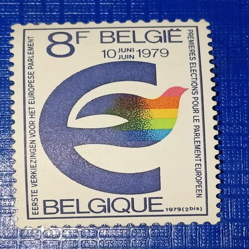 MNH - BELGIQUE 8F POSTAGE STAMP