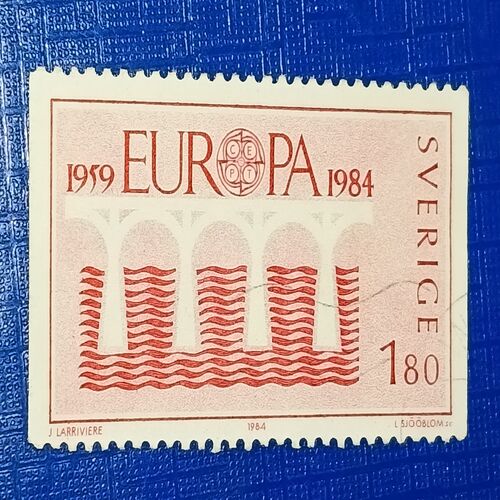 MNH - SVERIGE 180 POSTAGE STAMP MNH - SVERIGE 180 POSTAGE STAMP