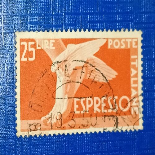 USED - POSTE ITALIANE 25LIRE POSTAGE STAMP USED - POSTE ITALIANE 25LIRE POSTAGE STAMP