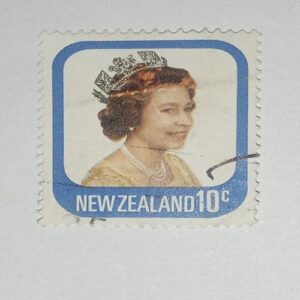MNH - NEW ZEALAND 10C POSTAGE STAMP MNH - NEW ZEALAND 10C POSTAGE STAMP