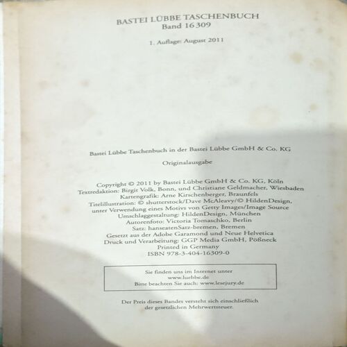 Zoe Beck (pages 300)