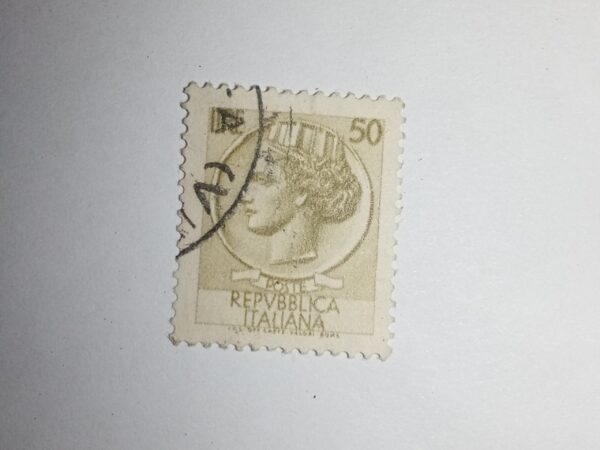 MNH - REPVBBLICA ITALIANA 50LIRE POSTAGE STAMP MNH - REPVBBLICA ITALIANA 50LIRE POSTAGE STAMP