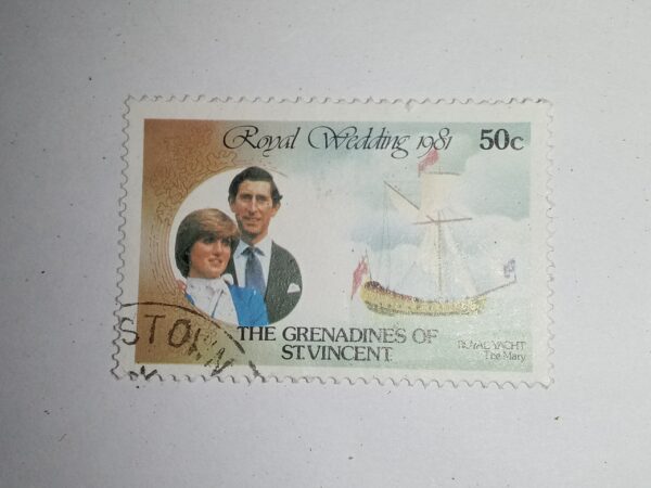 USED - THE GRENADINES OF ST. VINCENT 50C POSTAGE STAMP USED - THE GRENADINES OF ST. VINCENT 50C POSTAGE STAMP