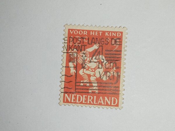 MNH - NEDERLAHD 4 POSTAGE STAMP MNH - NEDERLAHD 4 POSTAGE STAMP